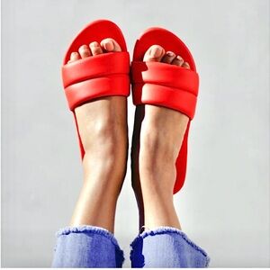 Beek New Sugarbird Slides Sandals Size 8